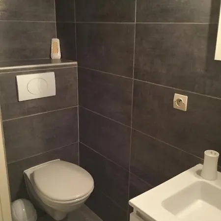 Studio De Caractere A Dans Le Quartier Historique Appartement Cannes